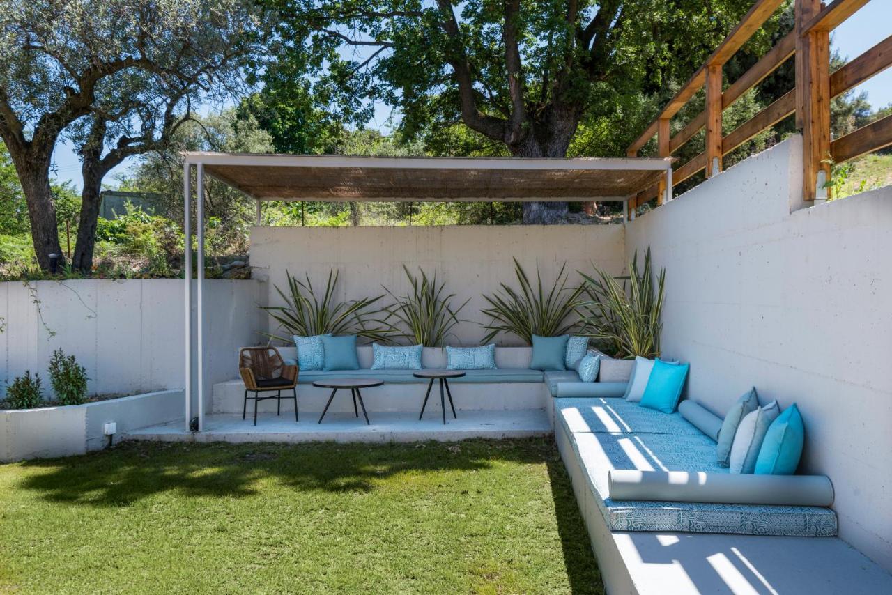 Dionysus Apartments & Suites Ierissos Exteriör bild